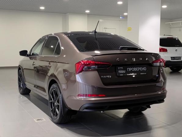 Skoda Rapid II с пробегом 2021 года, цена 1 580 000 рублей, 123053 км, лифтбек, Автокод Объявления