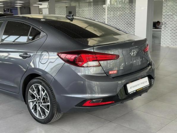 Hyundai Elantra VI (AD) Рестайлинг с пробегом 2019 года, цена 1 635 000 рублей, 70531 км, седан, Автокод Объявления