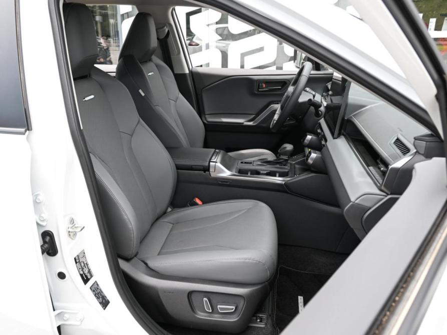 Toyota RAV4 VI (XA60) Волгоград  - изображение 10