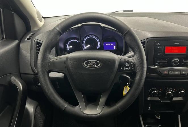 Lada (ВАЗ) XRAY I с пробегом 2018 года, цена 900 000 рублей, 108000 км, хэтчбек, Автокод Объявления