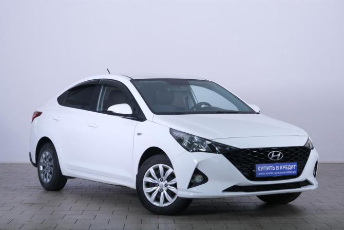 Hyundai Solaris II Рестайлинг с пробегом 2021 года, цена 1 749 000 рублей, 41098 км, седан, Автокод Объявления