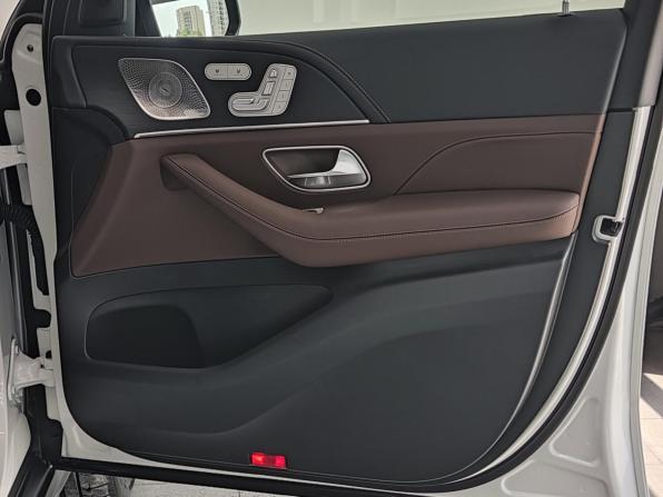 Mercedes-Benz GLS II (X167) Рестайлинг с пробегом 2025 года, цена 17 990 000 рублей, 7500 км, внедорожник, Автокод Объявления