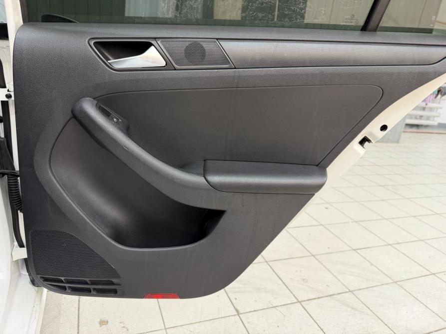 Volkswagen Jetta VI Рестайлинг Магнитогорск  - изображение 16