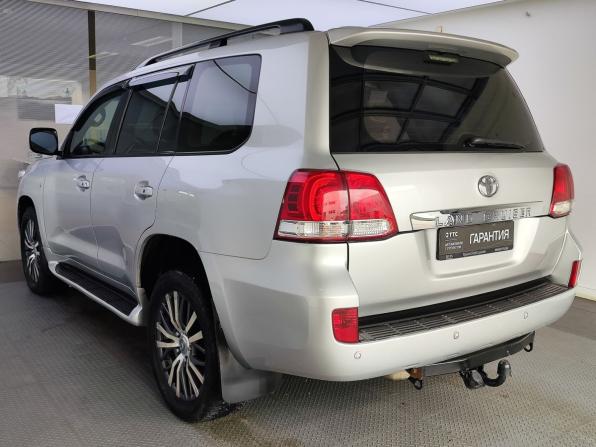 Toyota Land Cruiser 200 Series с пробегом 2007 года, цена 2 500 000 рублей, 546124 км, внедорожник, Автокод Объявления