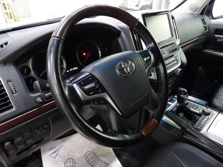 Toyota Land Cruiser 200 Series Рестайлинг 2 Москва  - изображение 15