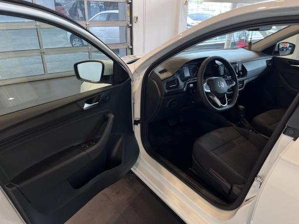 Volkswagen Polo VI с пробегом 2022 года, цена 1 679 000 рублей, 80453 км, лифтбек, Автокод Объявления