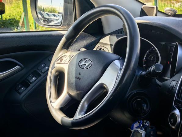 Hyundai ix35 I с пробегом 2013 года, цена 1 129 000 рублей, 168522 км, внедорожник, Автокод Объявления