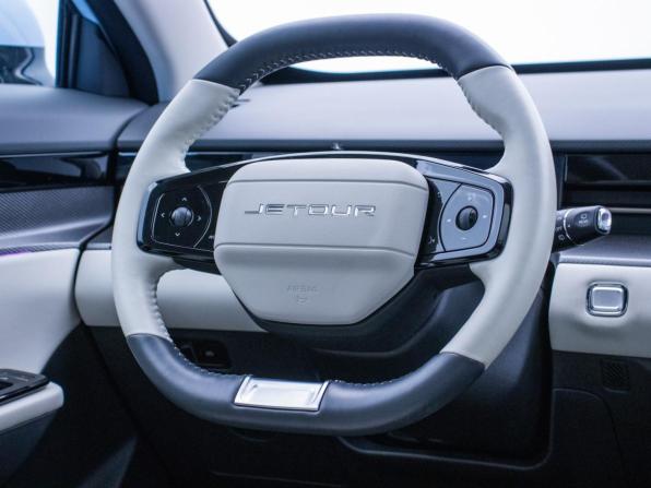 JETOUR DASHING I с пробегом 2023 года, цена 1 964 000 рублей, 16800 км, внедорожник, Автокод Объявления