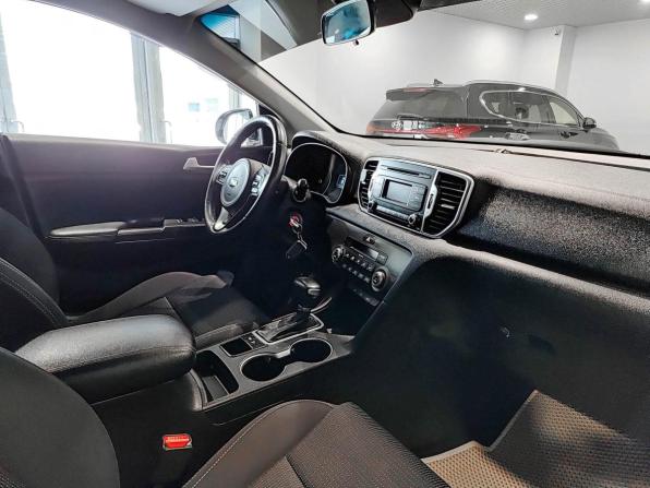 Kia Sportage IV с пробегом 2018 года, цена 1 620 000 рублей, 227801 км, внедорожник, Автокод Объявления