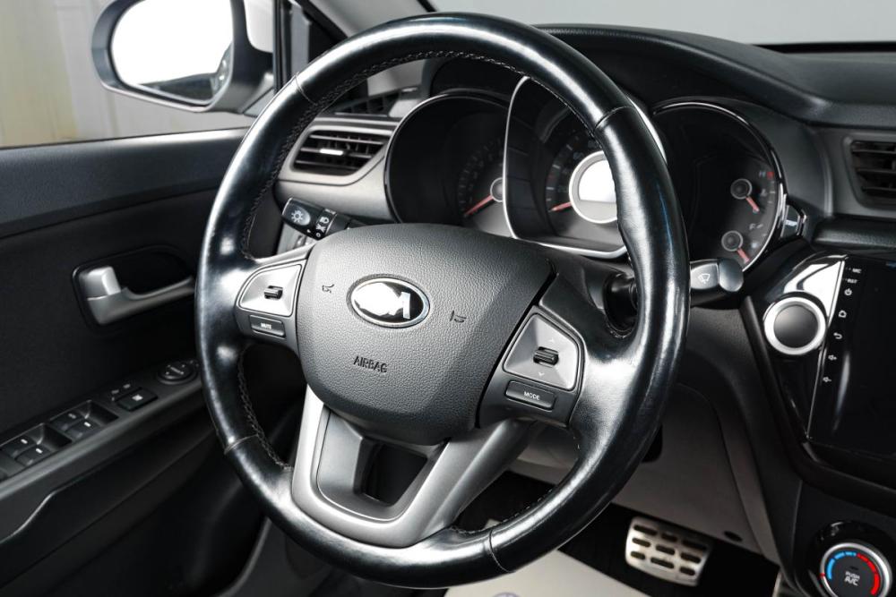 Kia Rio III Тюмень  - изображение 12
