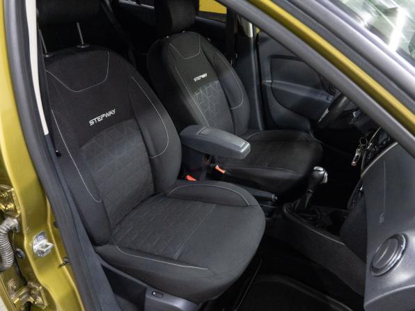 Renault Sandero II с пробегом 2016 года, цена 880 000 рублей, 167550 км, хэтчбек, Автокод Объявления
