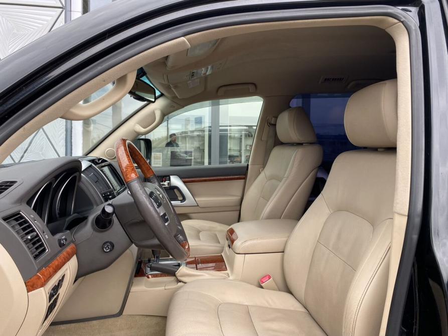 Toyota Land Cruiser 200 Series Рестайлинг 1 Москва  - изображение 24