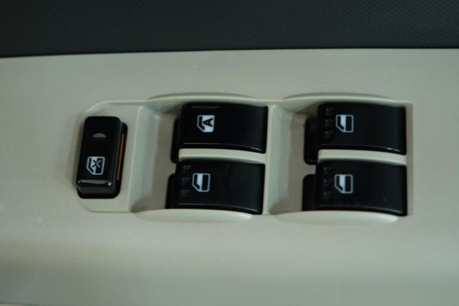 Toyota Passo I (C10) с пробегом 2009 года, цена 629 000 рублей, 122600 км, хэтчбек, Автокод Объявления