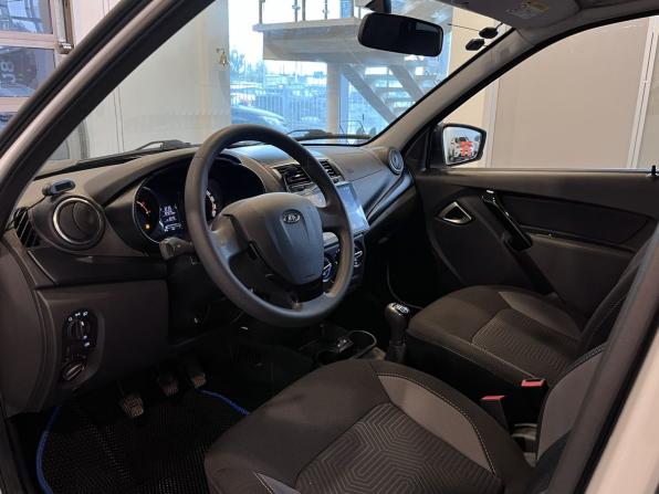 Lada (ВАЗ) Granta I Рестайлинг с пробегом 2023 года, цена 1 040 000 рублей, 15428 км, седан, Автокод Объявления