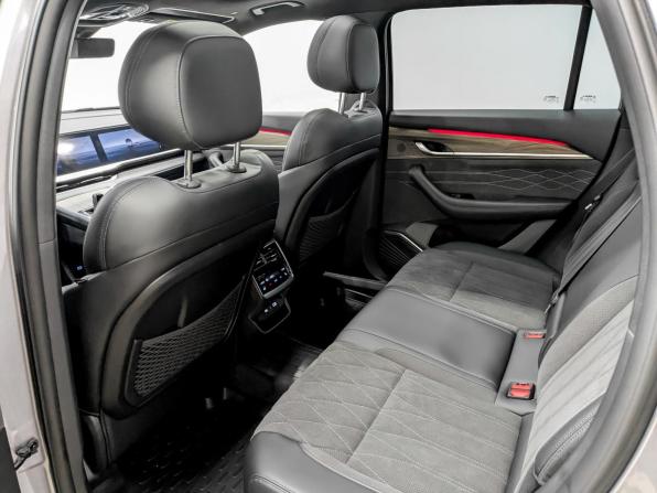 Geely Monjaro I Рестайлинг с пробегом 2026 года, цена 4 250 000 рублей, 878 км, внедорожник, Автокод Объявления