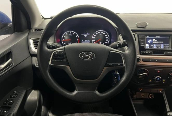 Hyundai Solaris II с пробегом 2019 года, цена 1 315 000 рублей, 104229 км, седан, Автокод Объявления