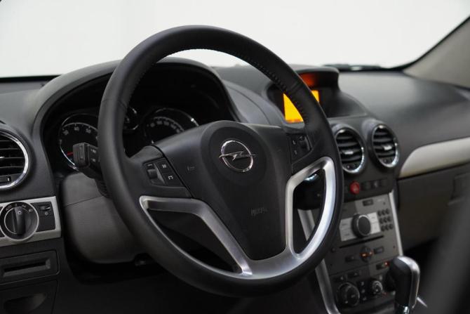 Opel Antara I Рестайлинг с пробегом 2013 года, цена 1 149 000 рублей, 135000 км, внедорожник, Автокод Объявления