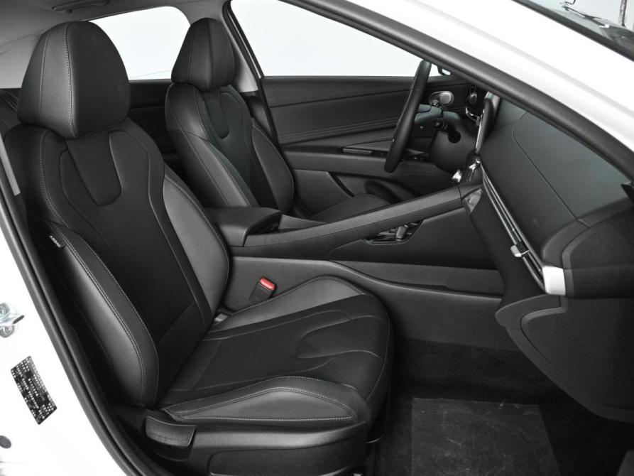 Hyundai Elantra VII (CN7) Рестайлинг Ростов-на-Дону  - изображение 8