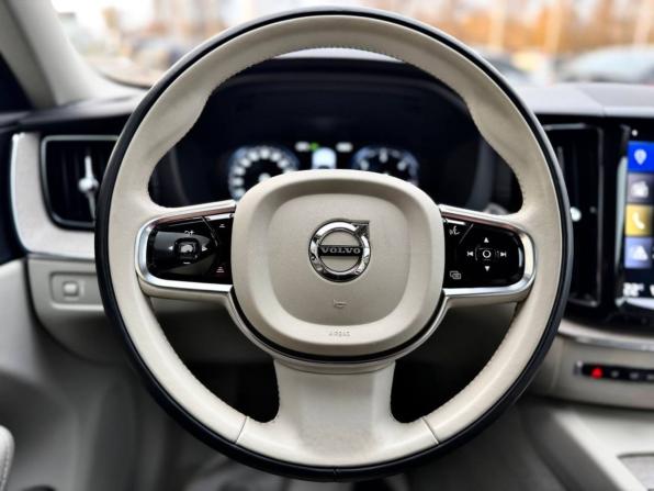 Volvo XC60 II с пробегом 2019 года, цена 3 099 000 рублей, 152163 км, внедорожник, Автокод Объявления