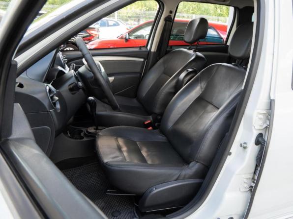 Renault Duster I с пробегом 2014 года, цена 930 000 рублей, 204519 км, внедорожник, Автокод Объявления