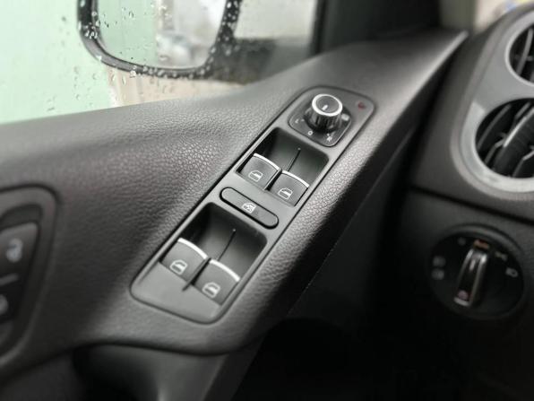 Volkswagen Tiguan I Рестайлинг с пробегом 2012 года, цена 1 525 000 рублей, 153371 км, внедорожник, Автокод Объявления