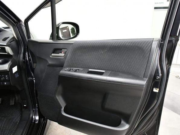Honda Freed I Рестайлинг с пробегом 2012 года, цена 1 175 000 рублей, 189052 км, компактвэн, Автокод Объявления