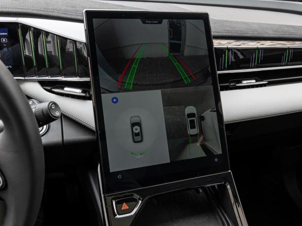Geely Atlas II с пробегом 2024 года, цена 2 650 000 рублей, 30069 км, внедорожник, Автокод Объявления