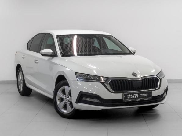 Skoda Octavia IV (A8) с пробегом 2021 года, цена 2 410 000 рублей, 39440 км, лифтбек, Автокод Объявления