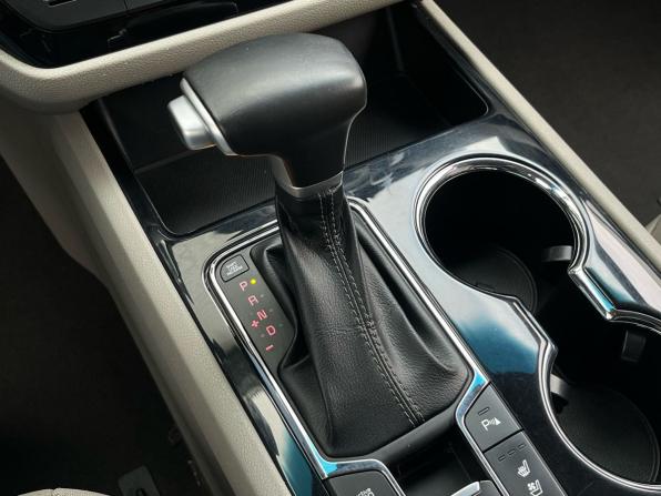 Kia Carnival III с пробегом 2019 года, цена 2 790 000 рублей, 137804 км, минивэн, Автокод Объявления