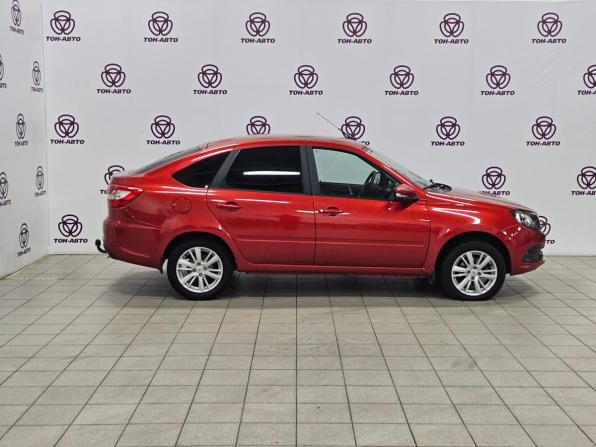 Lada (ВАЗ) Granta I Рестайлинг с пробегом 2022 года, цена 755 000 рублей, 38523 км, хэтчбек, Автокод Объявления