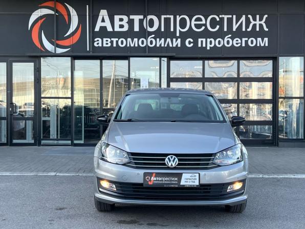 Volkswagen Polo V Рестайлинг с пробегом 2017 года, цена 1 530 000 рублей, 69111 км, седан, Автокод Объявления