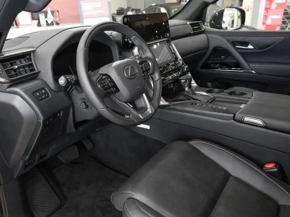 Lexus LX IV с пробегом 2026 года, цена 21 010 000 рублей, 100 км, внедорожник, Автокод Объявления