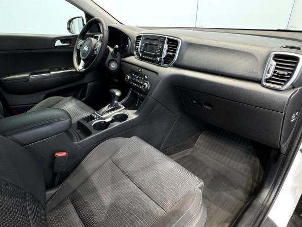 Kia Sportage IV с пробегом 2017 года, цена 1 950 000 рублей, 170027 км, внедорожник, Автокод Объявления