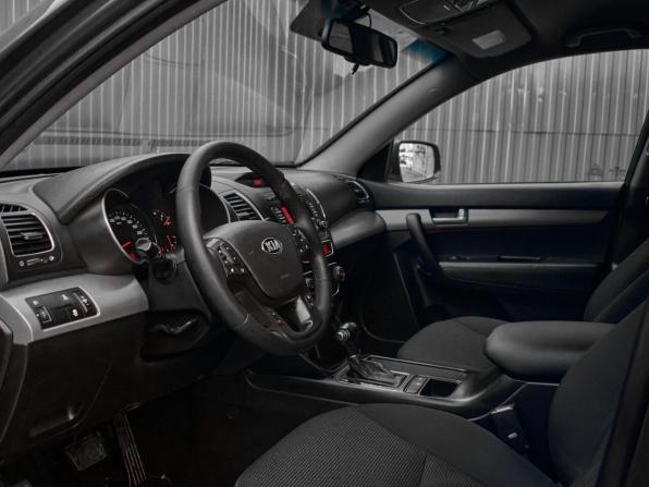 Kia Sorento II Рестайлинг с пробегом 2013 года, цена 1 700 000 рублей, 274090 км, внедорожник, Автокод Объявления