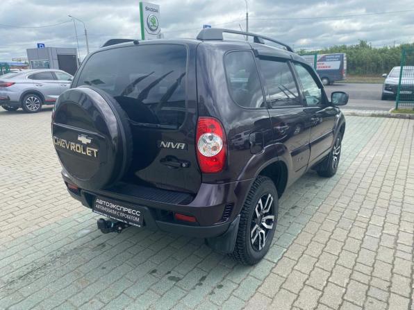 Chevrolet Niva I Рестайлинг с пробегом 2018 года, цена 875 000 рублей, 87000 км, внедорожник, Автокод Объявления