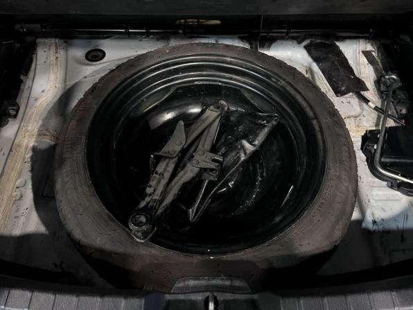 Toyota Vitz III (XP130) Рестайлинг с пробегом 2014 года, цена 670 000 рублей, 205905 км, хэтчбек, Автокод Объявления