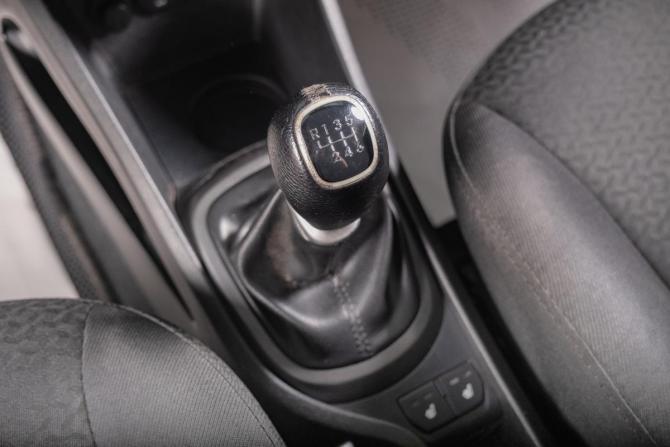 Kia Rio III Рестайлинг с пробегом 2015 года, цена 879 000 рублей, 207000 км, седан, Автокод Объявления