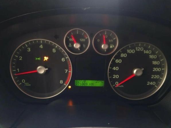 Ford Focus II с пробегом 2006 года, цена 380 008 рублей, 271066 км, хэтчбек, Автокод Объявления
