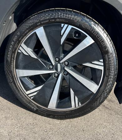 Geely Atlas II с пробегом 2023 года, цена 2 690 000 рублей, 43786 км, внедорожник, Автокод Объявления