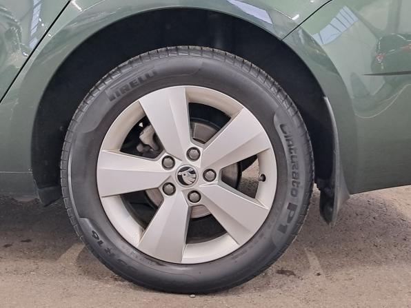 Skoda Octavia III (A7) Рестайлинг с пробегом 2020 года, цена 1 995 000 рублей, 83000 км, лифтбек, Автокод Объявления