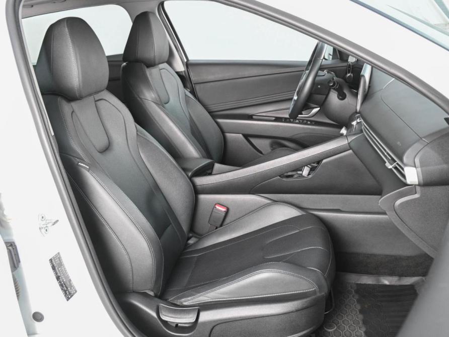 Hyundai Elantra VII (CN7) Рестайлинг Ростов-на-Дону  - изображение 8