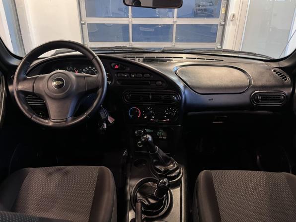 Chevrolet Niva I Рестайлинг с пробегом 2015 года, цена 575 000 рублей, 176515 км, внедорожник, Автокод Объявления