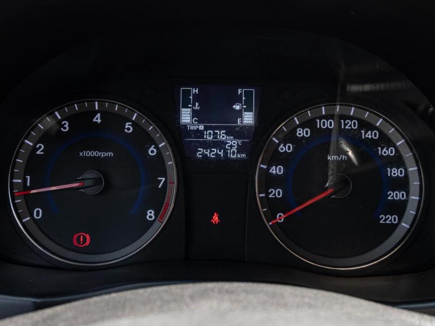 Hyundai Solaris I Рестайлинг Краснодар  - изображение 17