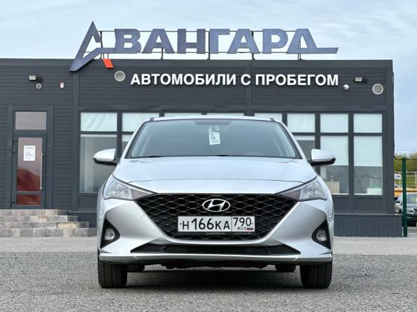 Hyundai Solaris II Рестайлинг с пробегом 2021 года, цена 1 350 000 рублей, 108350 км, седан, Автокод Объявления