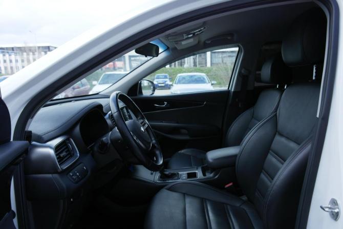 Kia Sorento III Prime Рестайлинг с пробегом 2019 года, цена 2 790 000 рублей, 95000 км, внедорожник, Автокод Объявления
