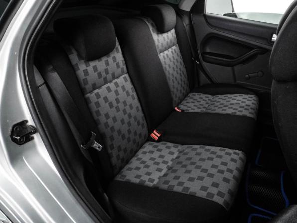 Ford Focus II с пробегом 2006 года, цена 499 000 рублей, 274466 км, хэтчбек, Автокод Объявления