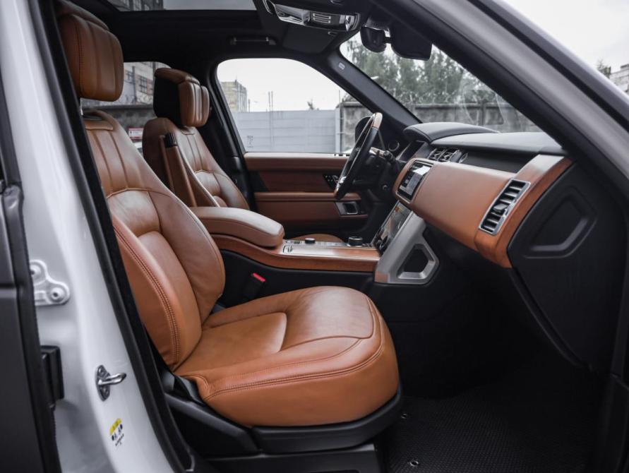 Land Rover Range Rover IV Рестайлинг Санкт-Петербург  - изображение 29