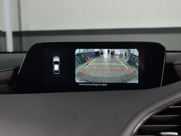 Mazda 3 IV (BP) с пробегом 2020 года, цена 1 869 995 рублей, 60669 км, хэтчбек, Автокод Объявления