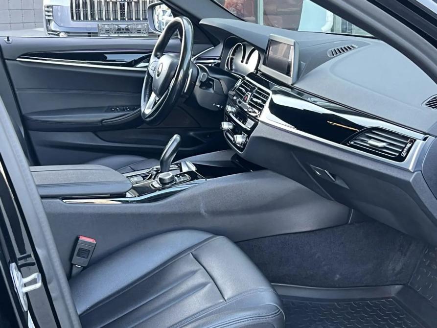 BMW 5 серии VII (G30/G31/G38) Волгоград  - изображение 14