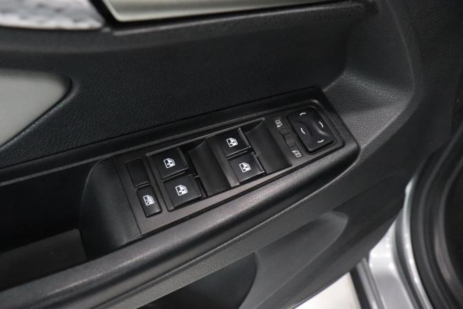 Lada (ВАЗ) Vesta I с пробегом 2018 года, цена 963 000 рублей, 88247 км, универсал, Автокод Объявления